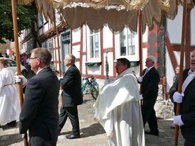 Kirchweih- und Johannifest (Foto: Karl-Franz Thiede)